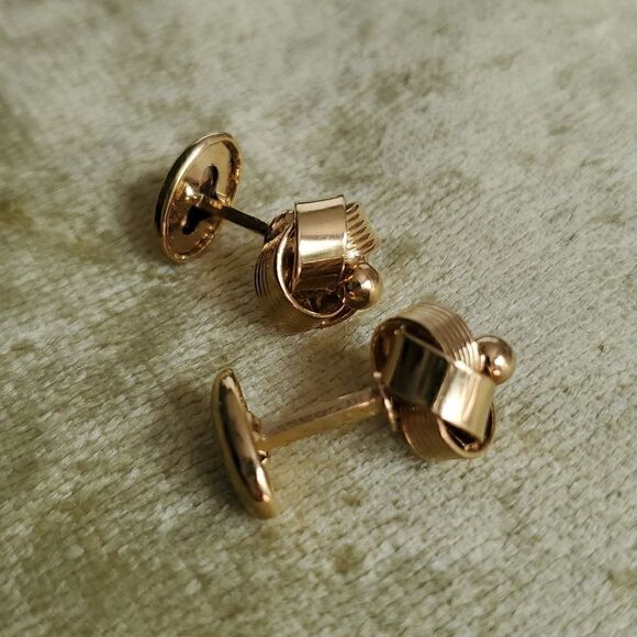 Pierre Cardin | Gold Tone Knot Cufflinks - Picture 8 of 9